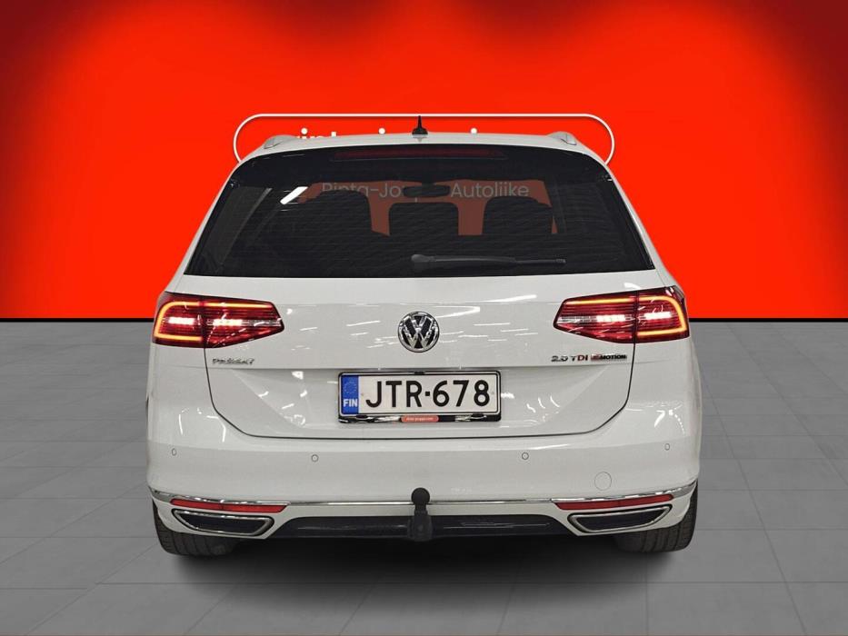 VOLKSWAGEN Passat 2017