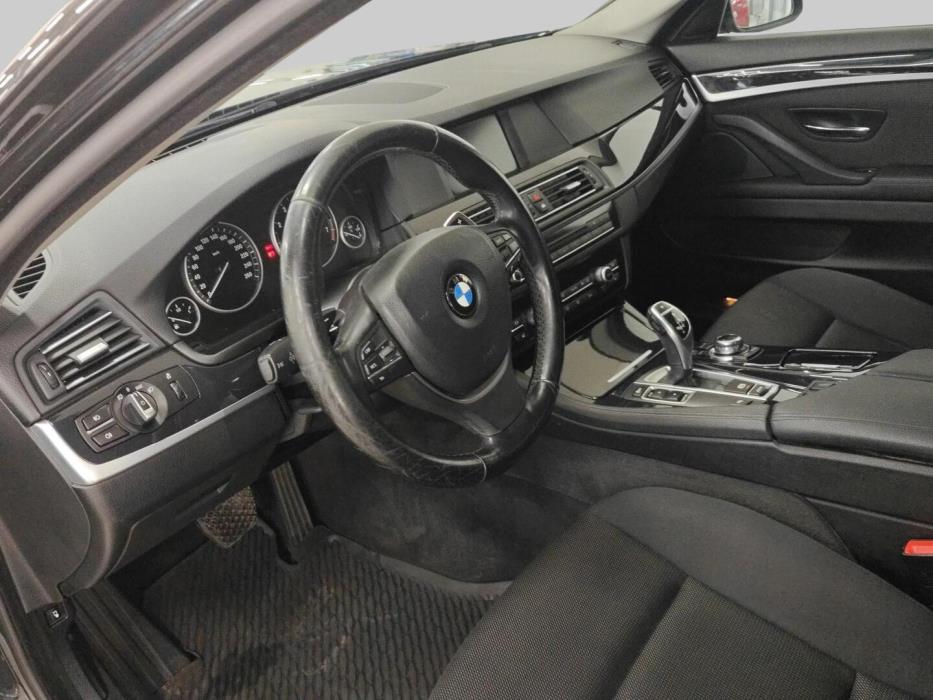 BMW 520 2012