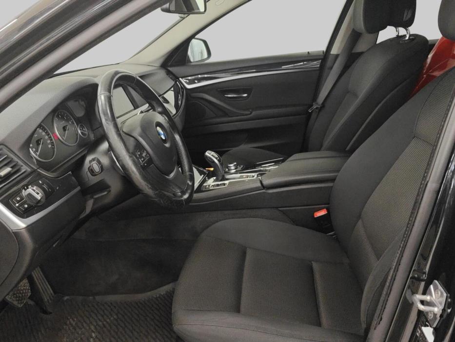 BMW 520 2012