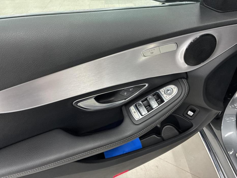 MERCEDES-BENZ C 2019