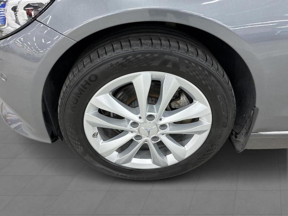 MERCEDES-BENZ C 2019