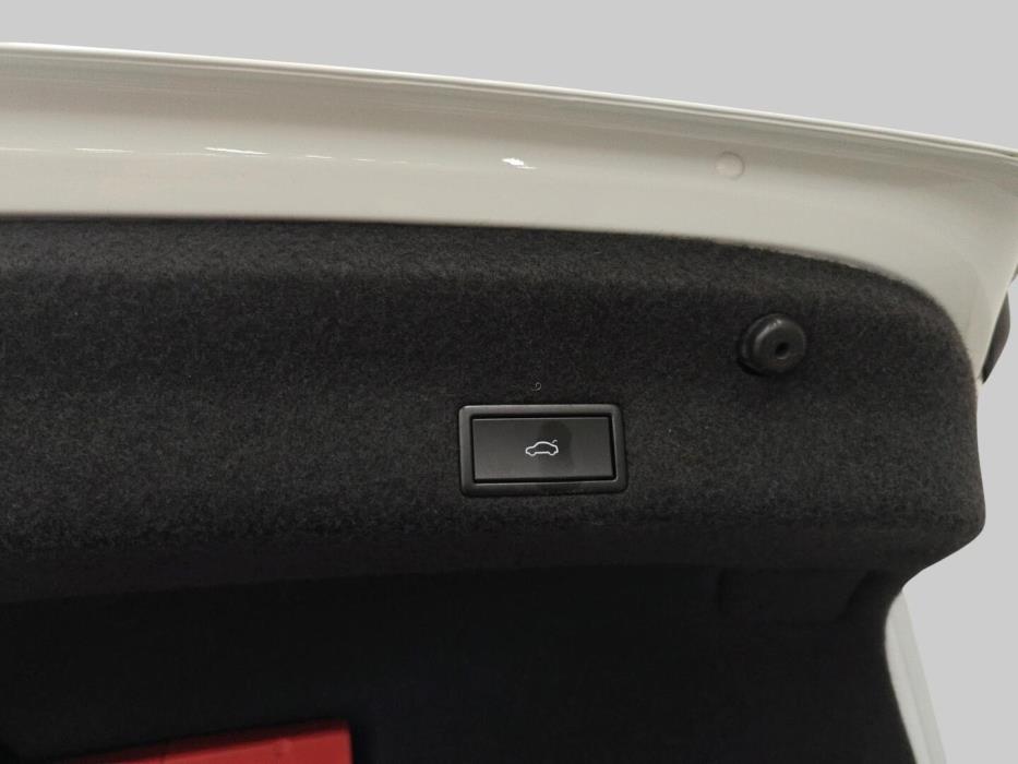 VOLKSWAGEN Passat 2019