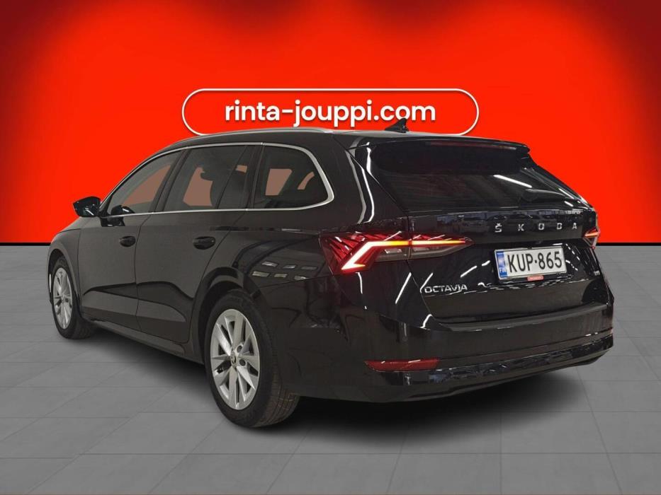 SKODA Octavia 2023