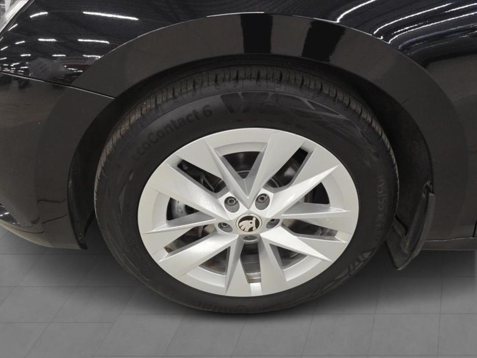 SKODA Octavia 2023