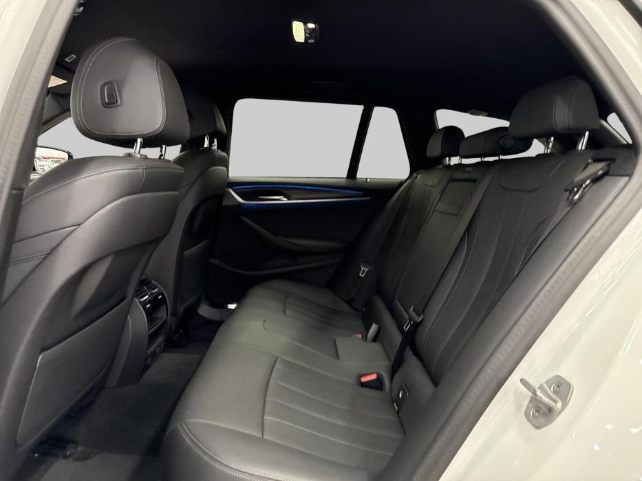 BMW 530 2023