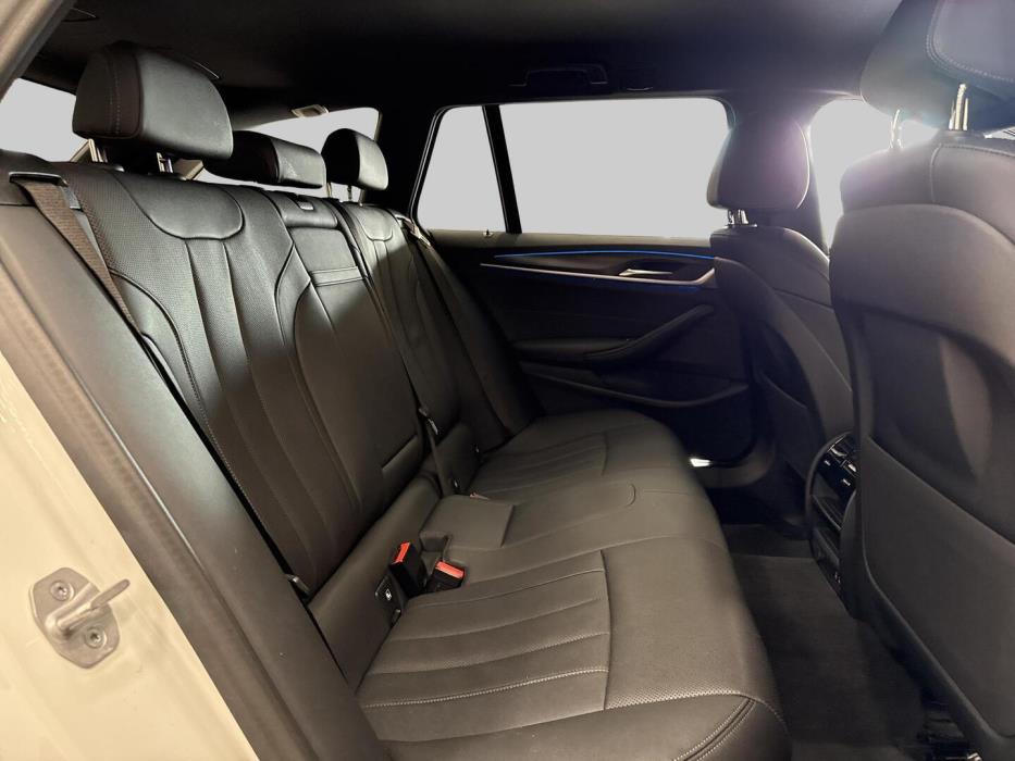 BMW 530 2023