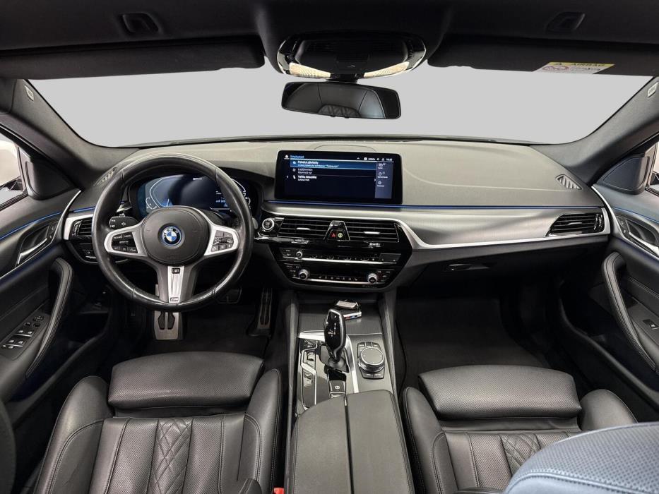 BMW 530 2023
