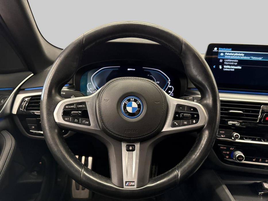 BMW 530 2023