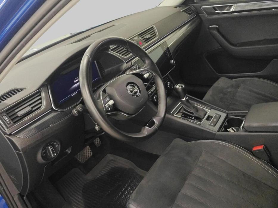 SKODA Superb 2023