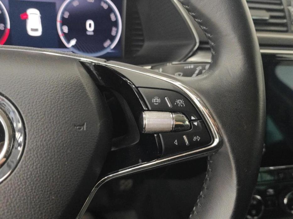 SKODA Superb 2023