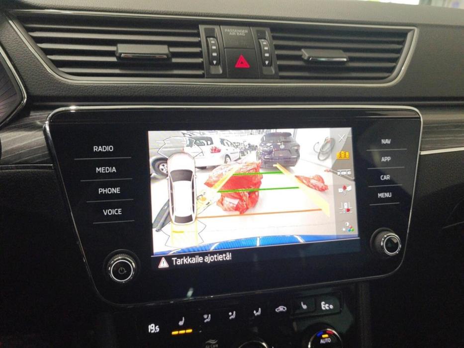 SKODA Superb 2023