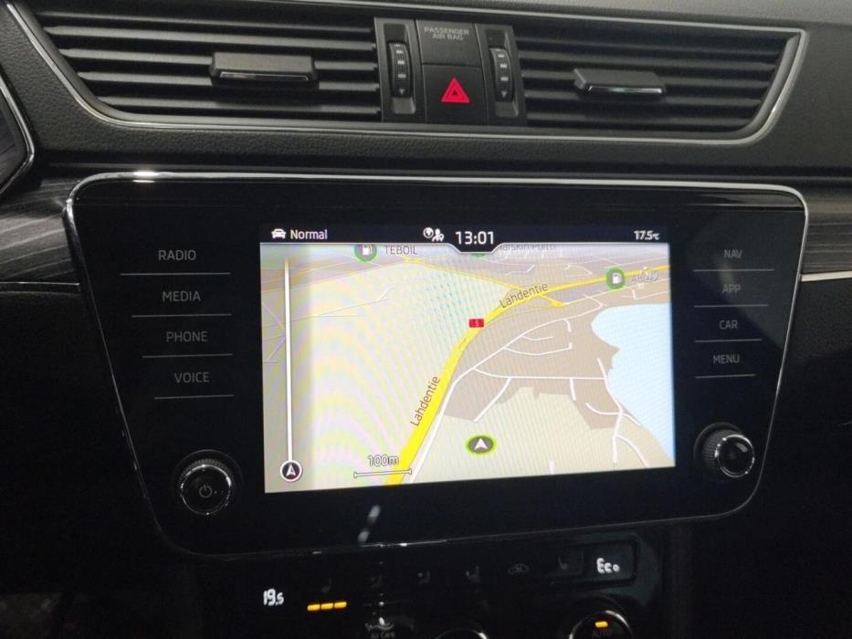 SKODA Superb 2023