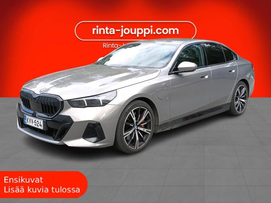 BMW 550 2024
