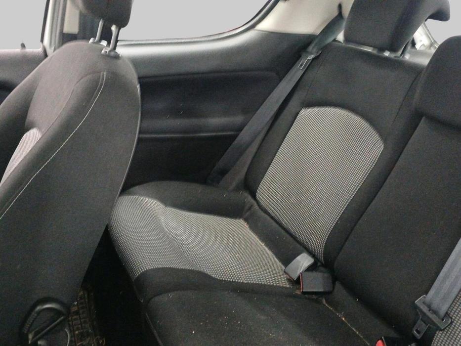 PEUGEOT 206 2003