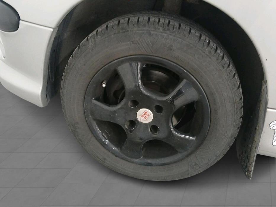 PEUGEOT 206 2003