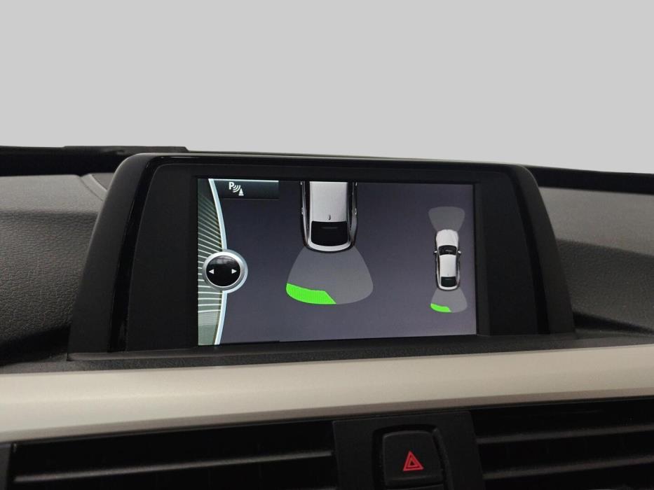 BMW 320 Gran Turismo 2013