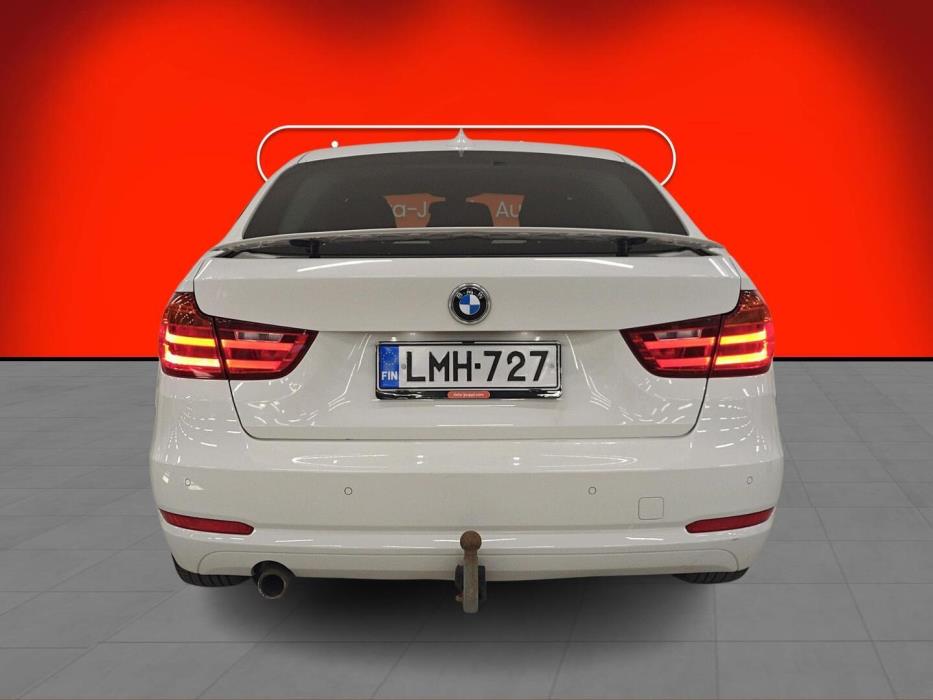 BMW 320 Gran Turismo 2013