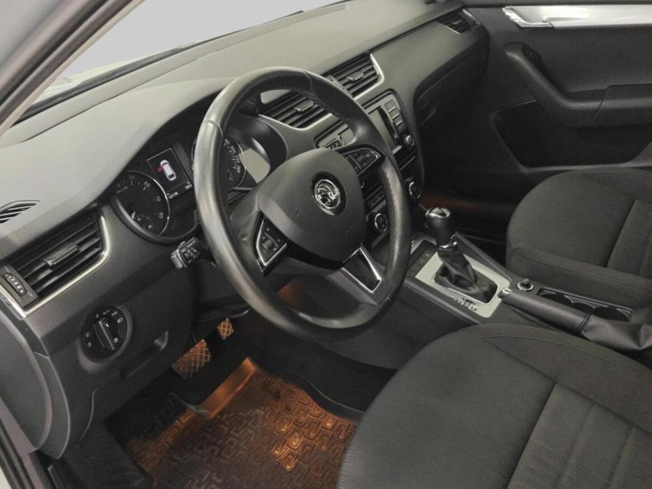 SKODA Octavia 2016