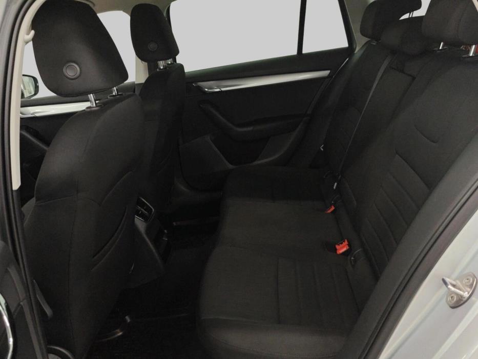 SKODA Octavia 2016