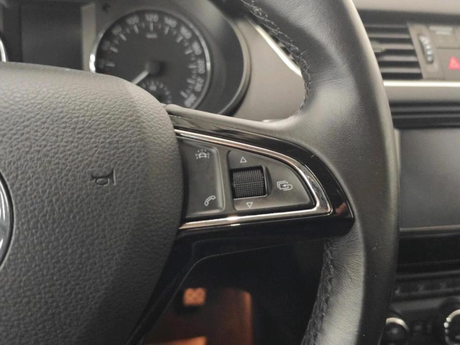 SKODA Octavia 2016
