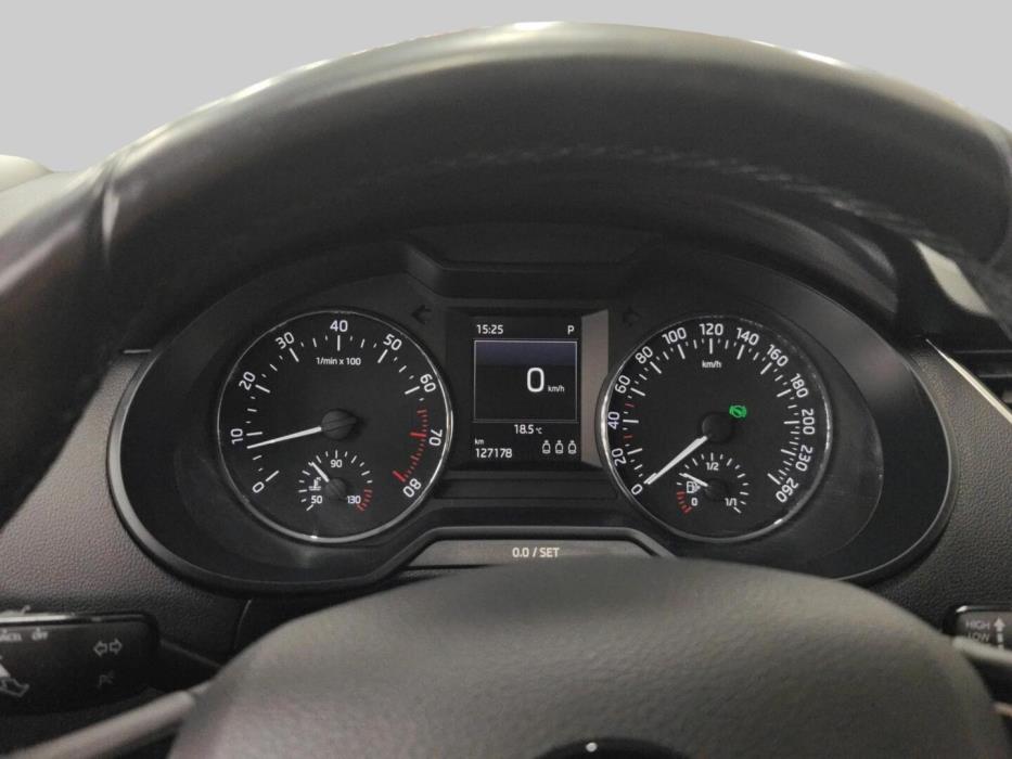 SKODA Octavia 2016
