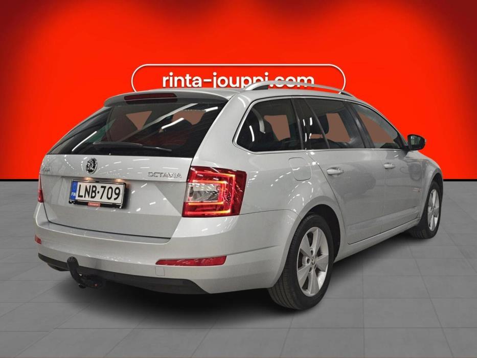 SKODA Octavia 2016