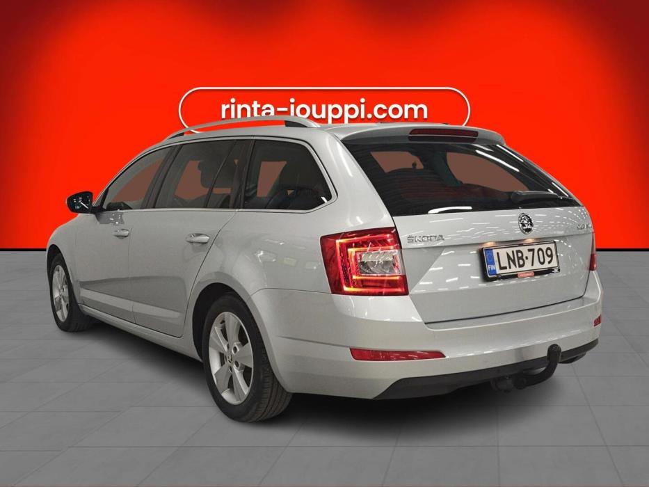 SKODA Octavia 2016
