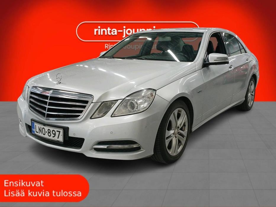 MERCEDES-BENZ E 2011