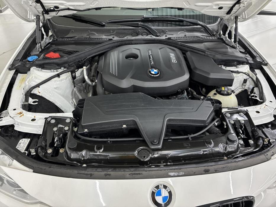 BMW 318 2017