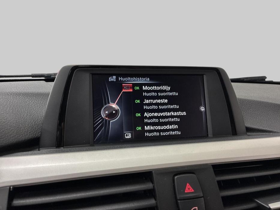 BMW 318 2017