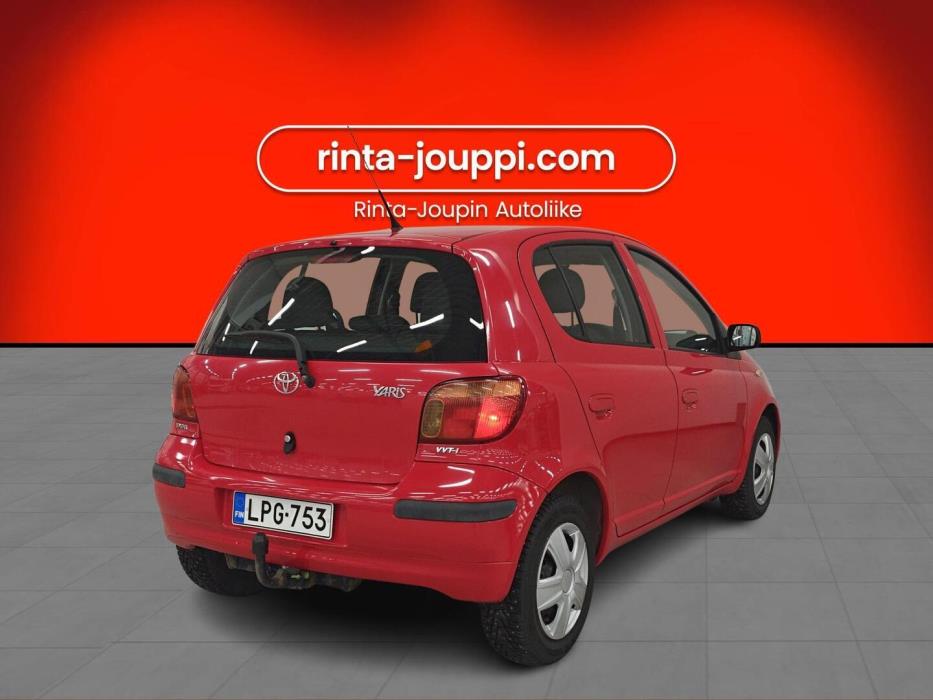 TOYOTA Yaris 2004