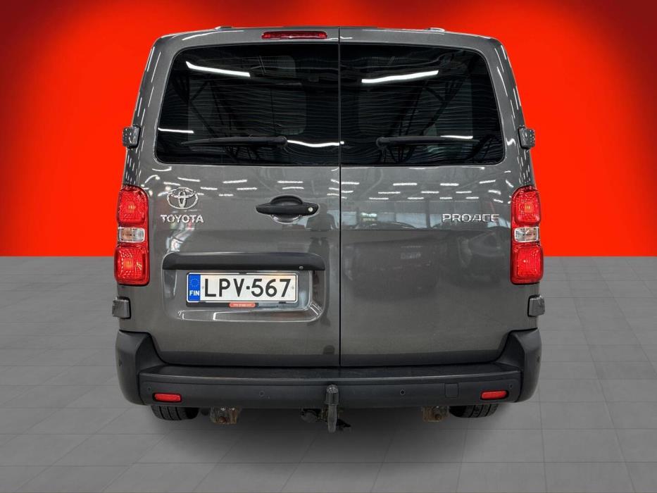 TOYOTA Proace 2021