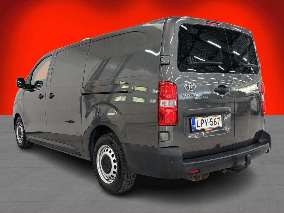 TOYOTA Proace 2021