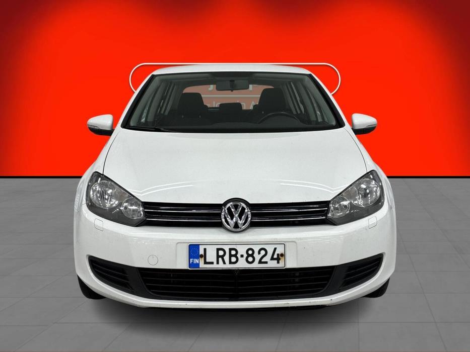 VOLKSWAGEN Golf 2010