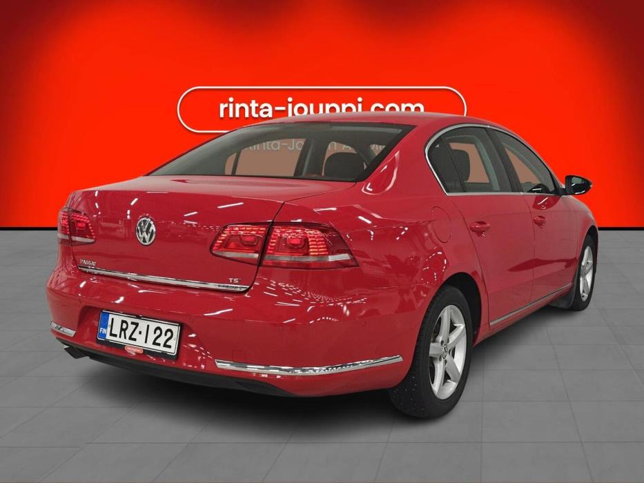 VOLKSWAGEN Passat 2013