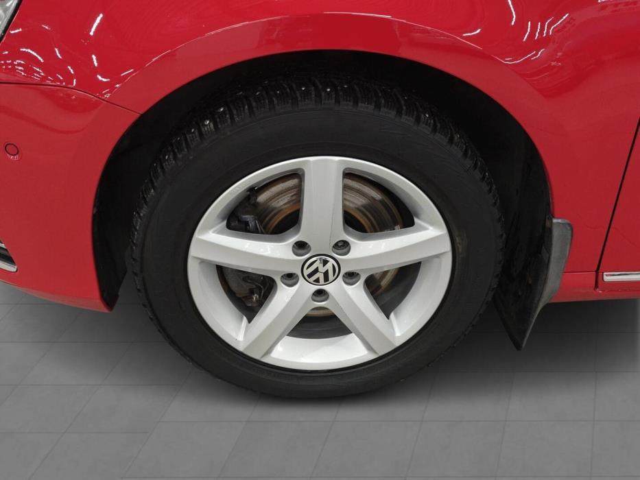 VOLKSWAGEN Passat 2013