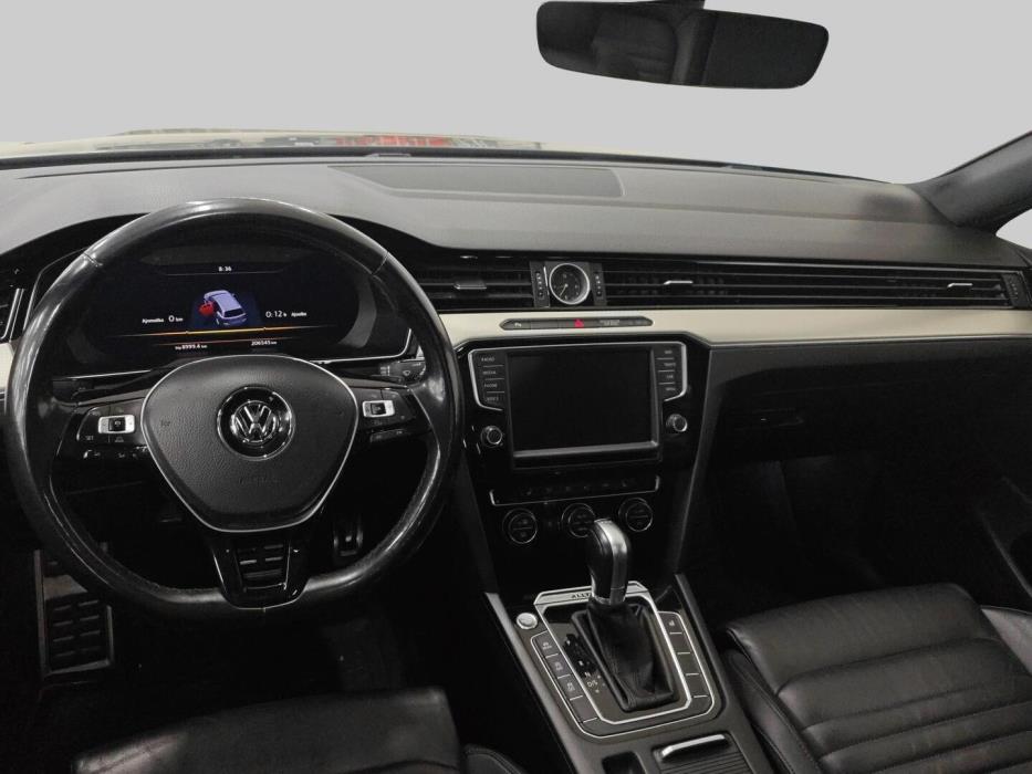 VOLKSWAGEN Passat 2017