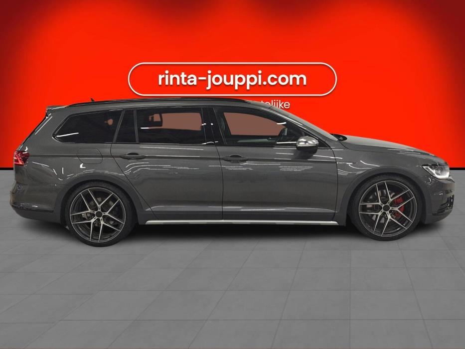 VOLKSWAGEN Passat 2017