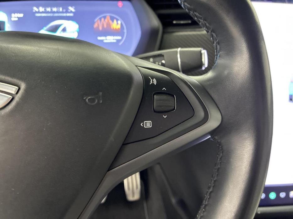 TESLA Model X 2019