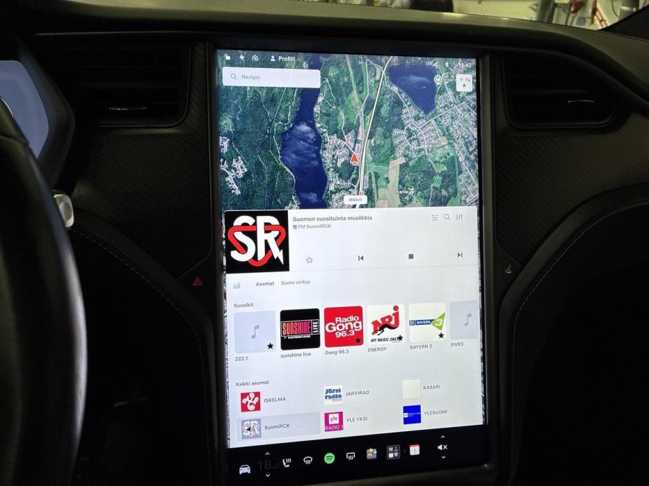 TESLA Model X 2019