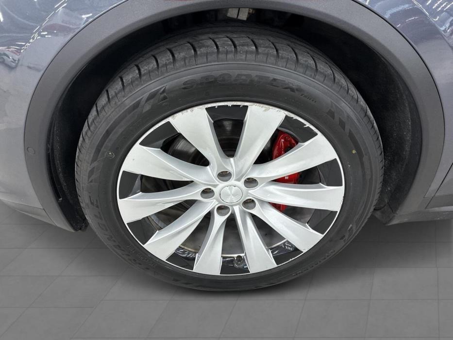TESLA Model X 2019