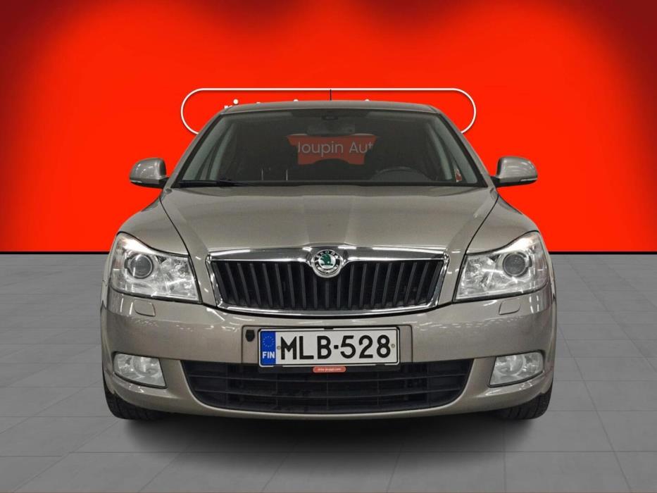 SKODA Octavia 2013