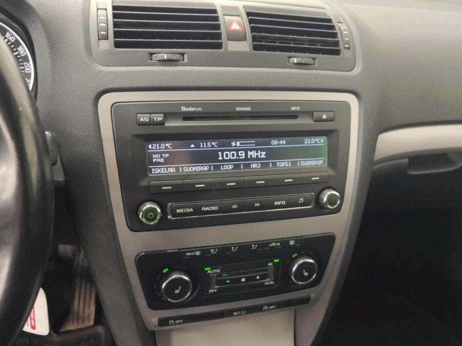 SKODA Octavia 2013