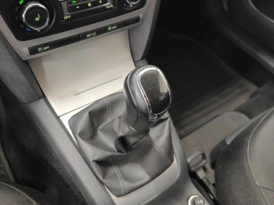 SKODA Octavia 2013
