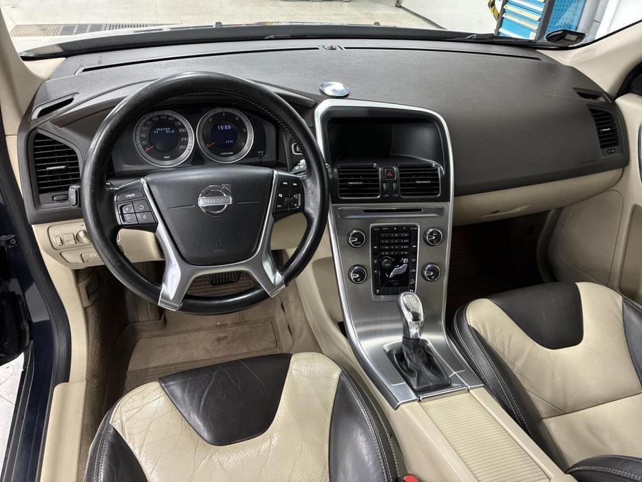 VOLVO XC60 2013
