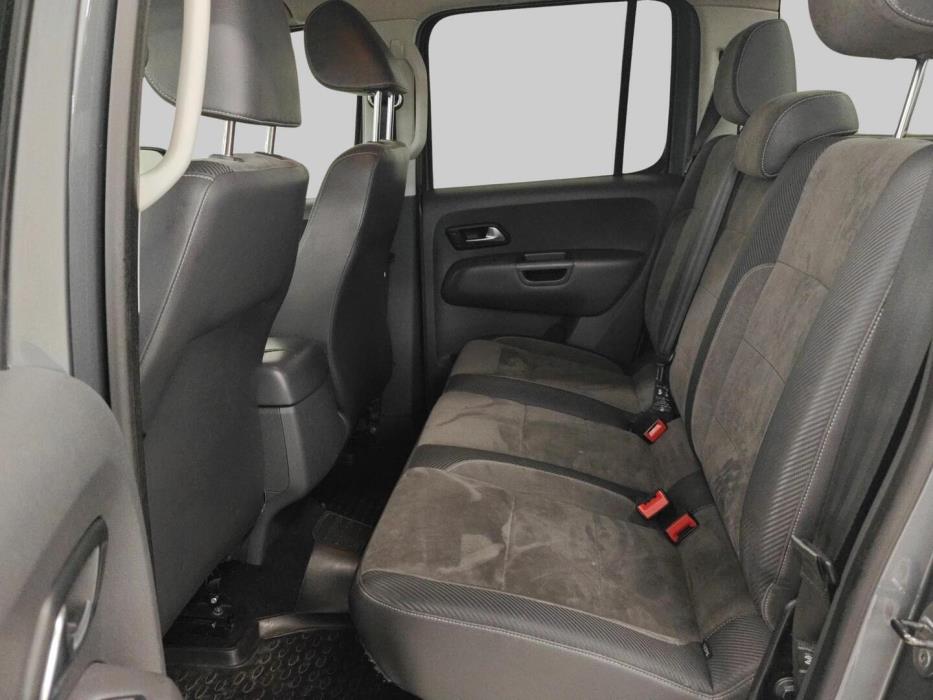 VOLKSWAGEN Amarok 2014