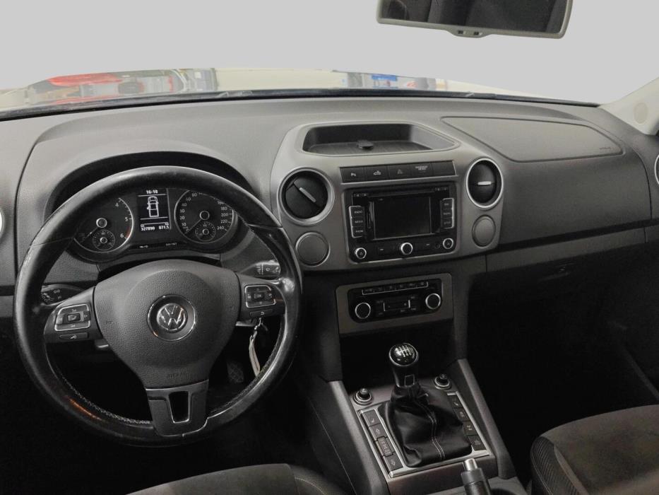 VOLKSWAGEN Amarok 2014