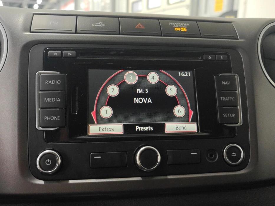 VOLKSWAGEN Amarok 2014