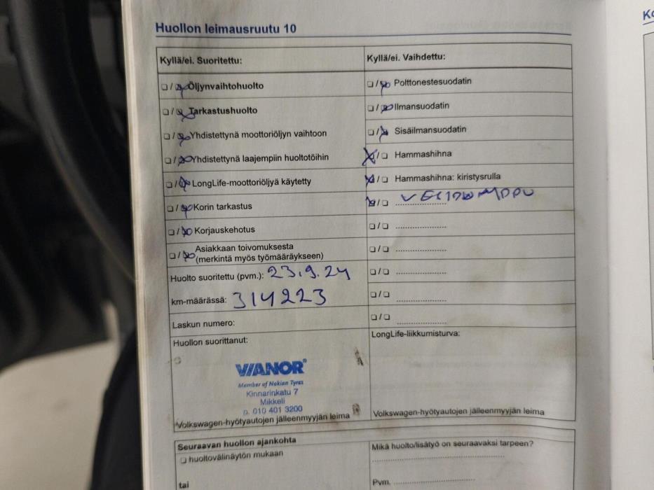 VOLKSWAGEN Amarok 2014