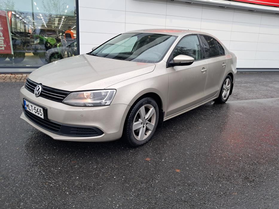 VOLKSWAGEN Jetta 2014